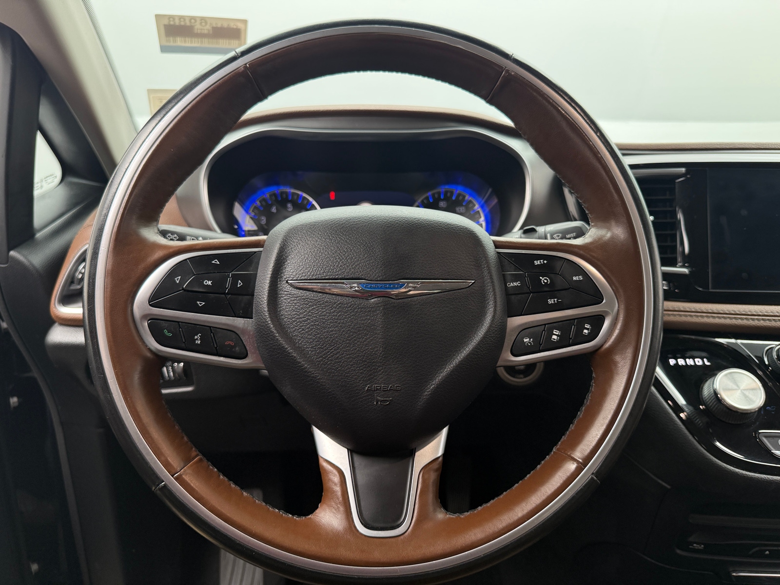 Thumbnail: 2019 Chrysler Pacifica - 4
