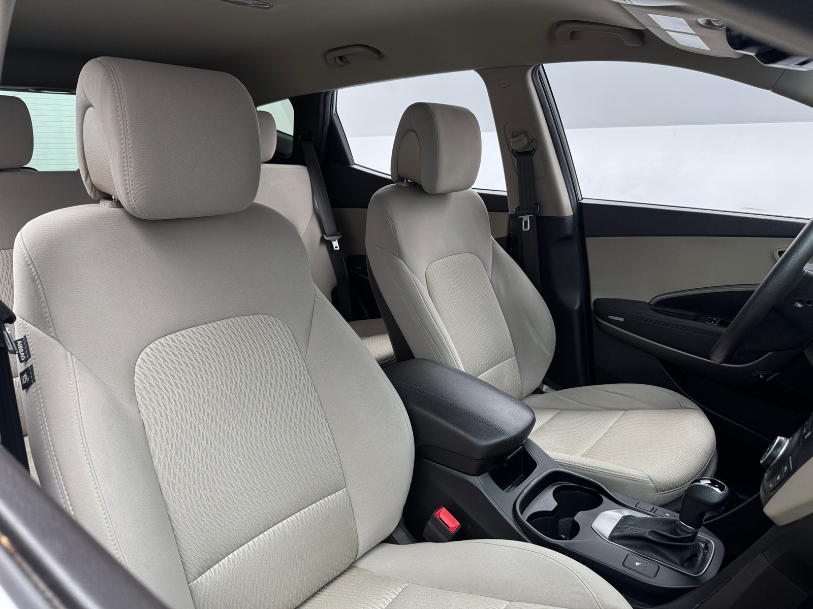Thumbnail: 2016 Hyundai Santa Fe - 2