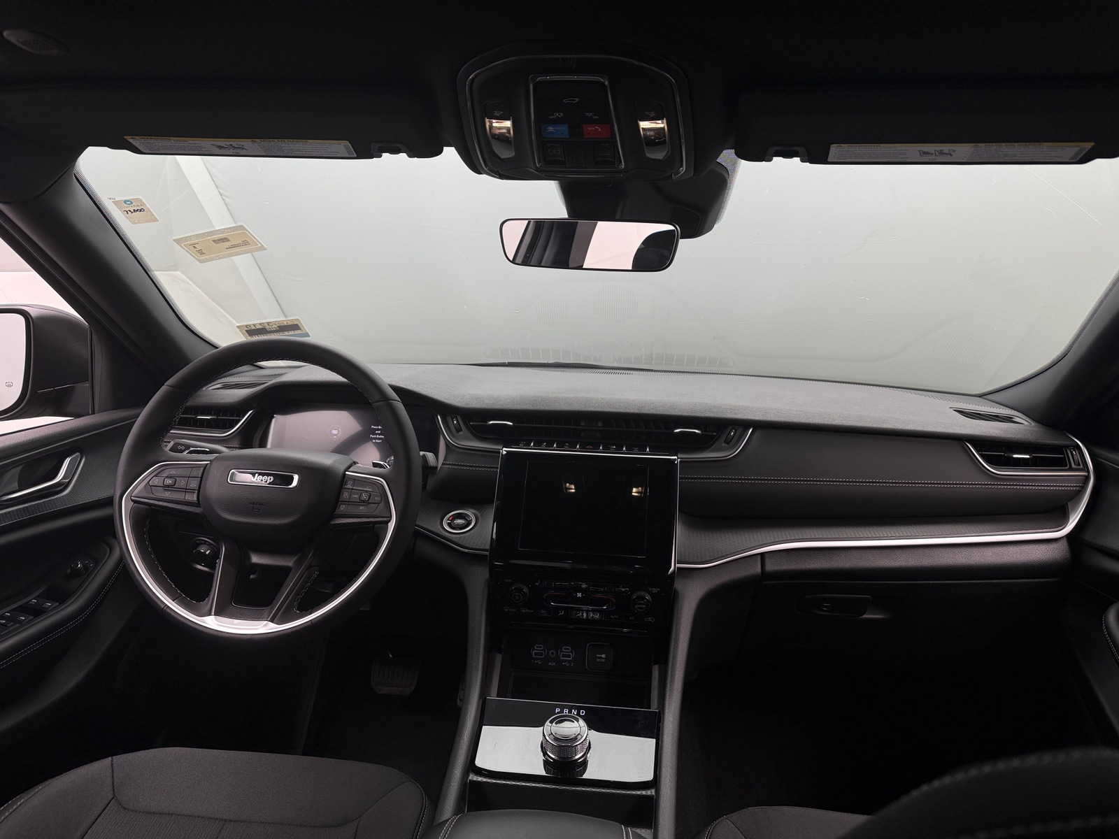 Thumbnail: 2025 Jeep Grand Cherokee L - 3