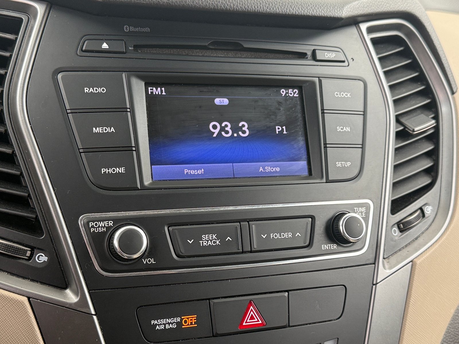 Thumbnail: 2018 Hyundai Santa Fe - 4