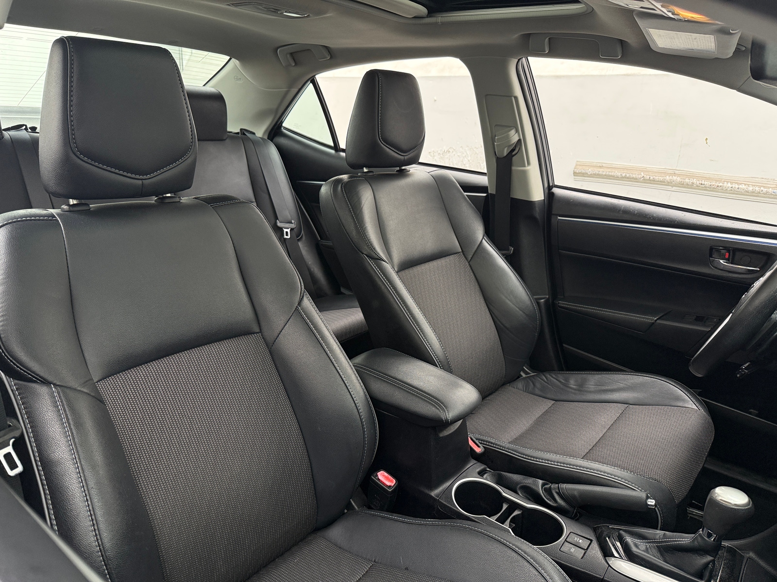 Thumbnail: 2014 Toyota Corolla - 2