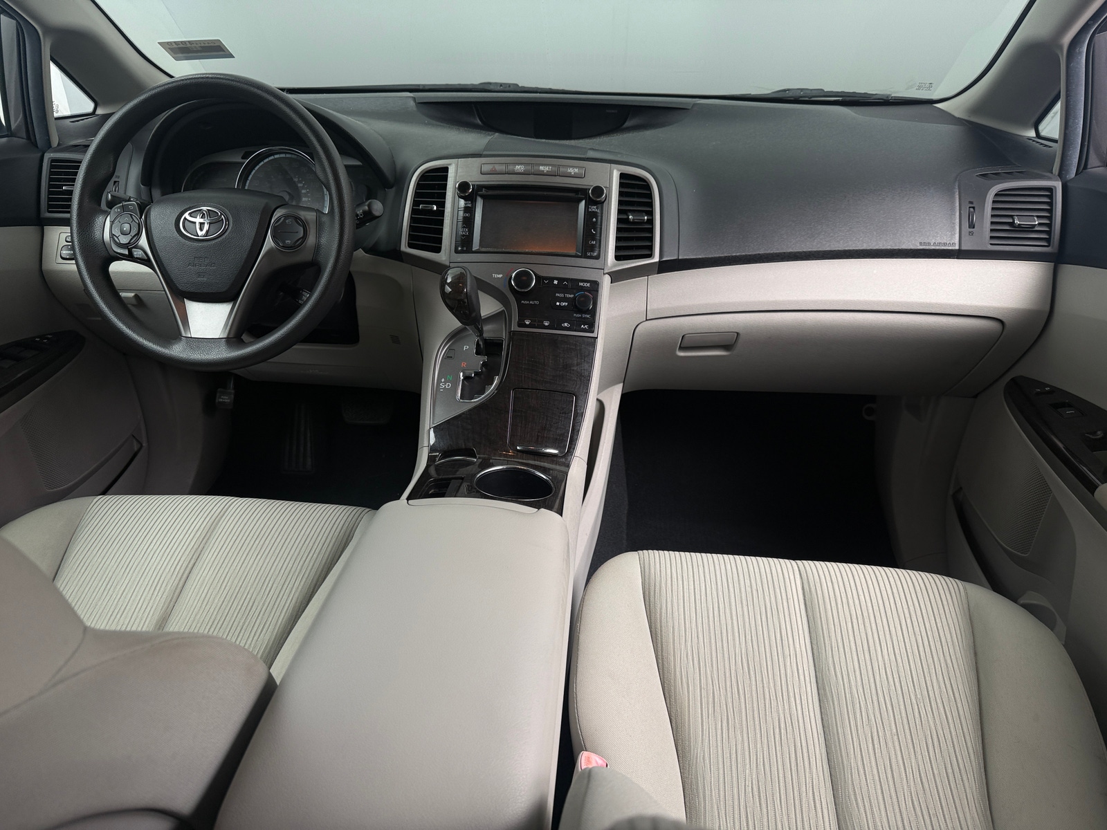 Thumbnail: 2014 Toyota Venza - 3
