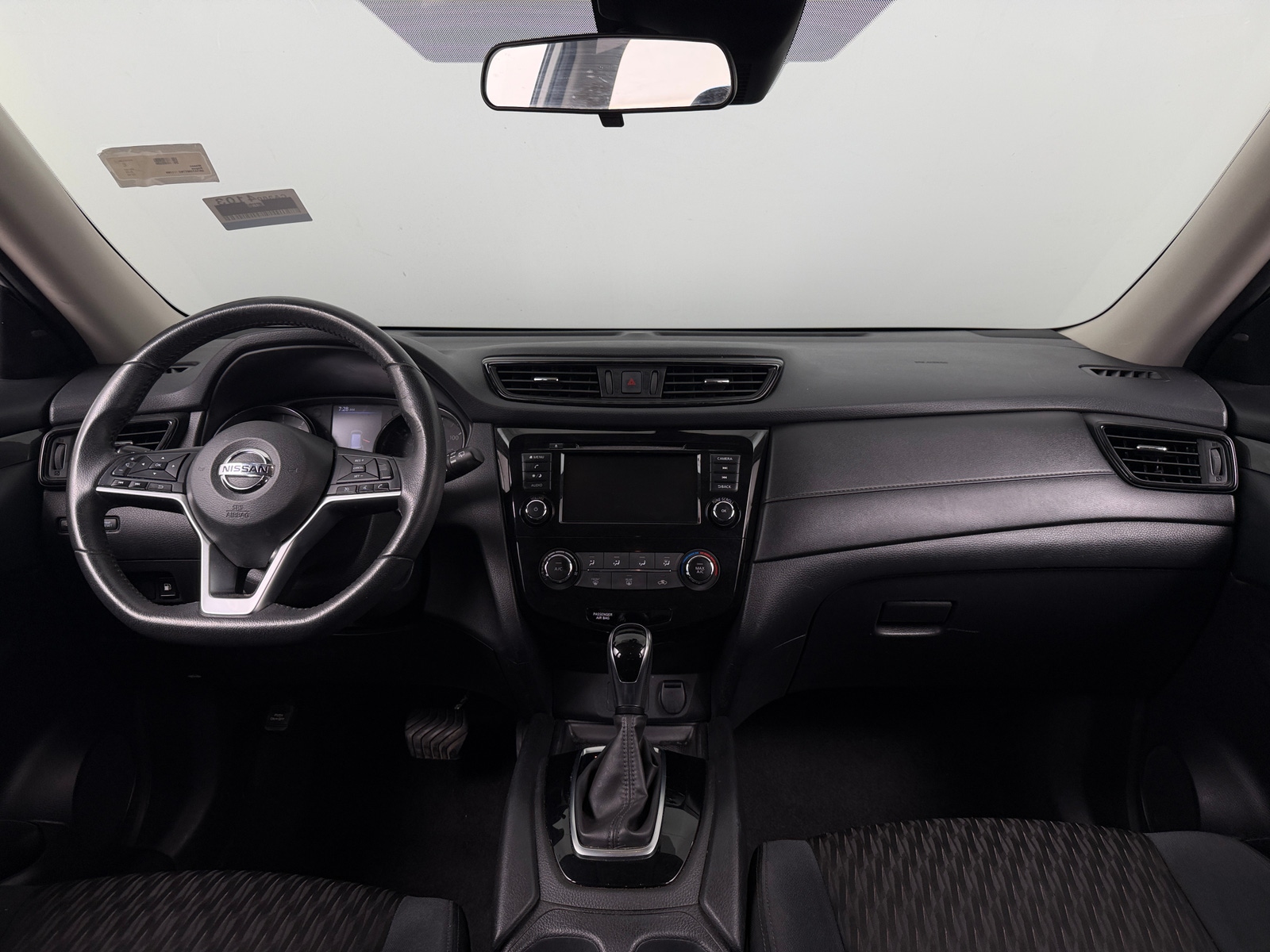 Thumbnail: 2019 Nissan Rogue - 3