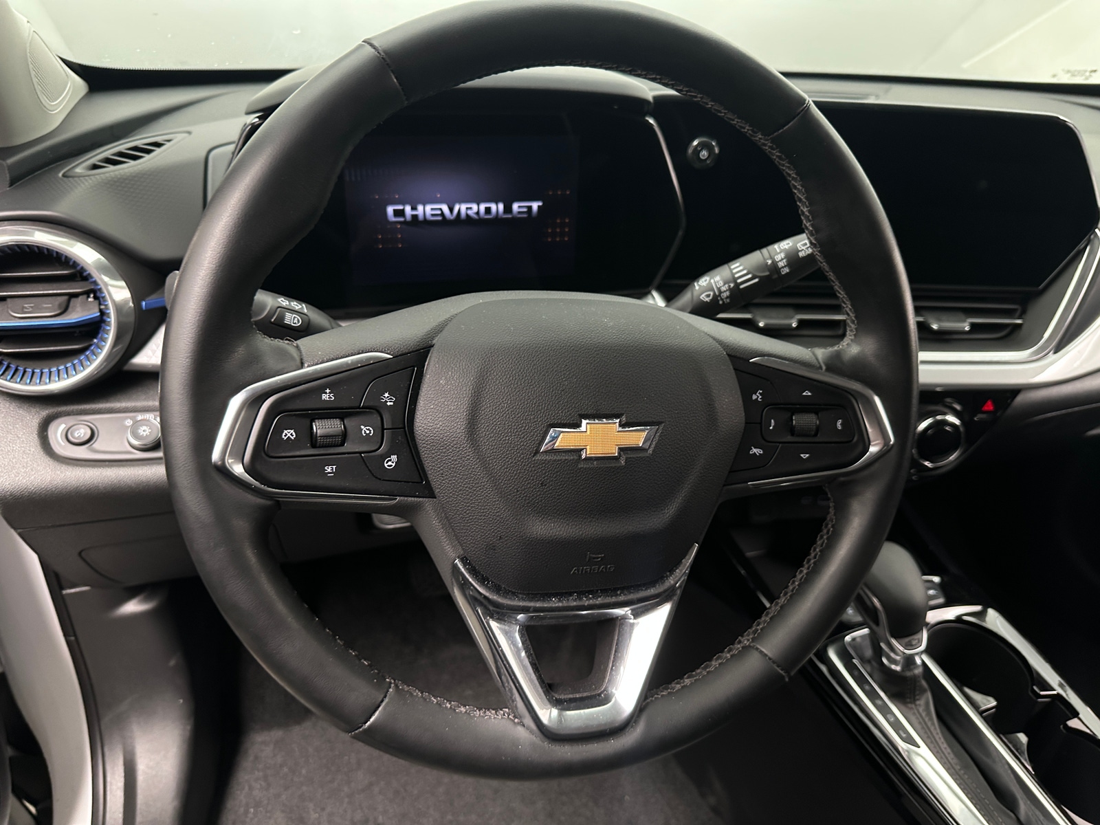 Thumbnail: 2024 Chevrolet Trax - 5