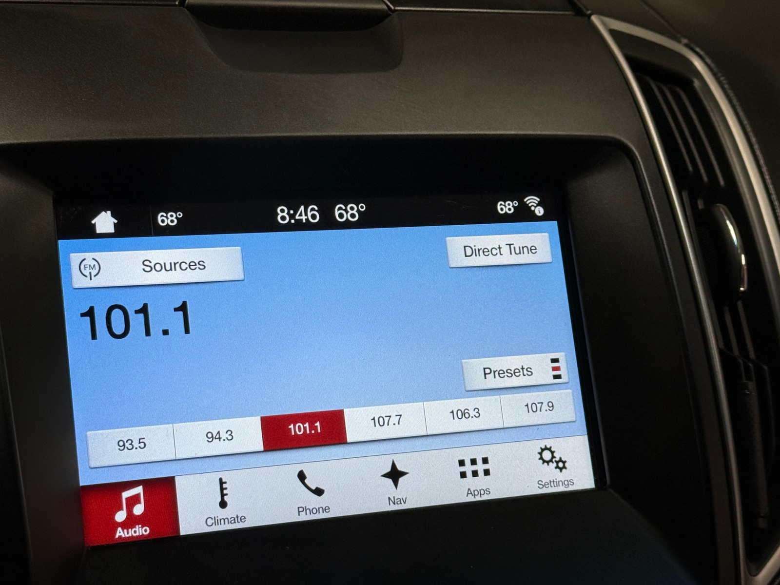 Thumbnail: 2018 Ford Edge - 3