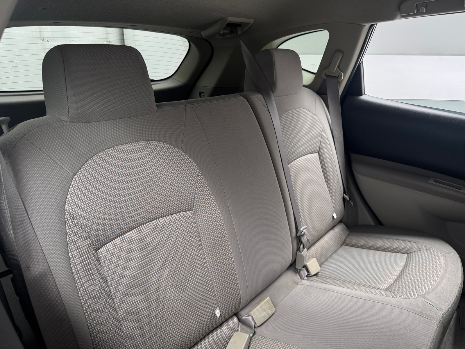 Thumbnail: 2011 Nissan Rogue - 6