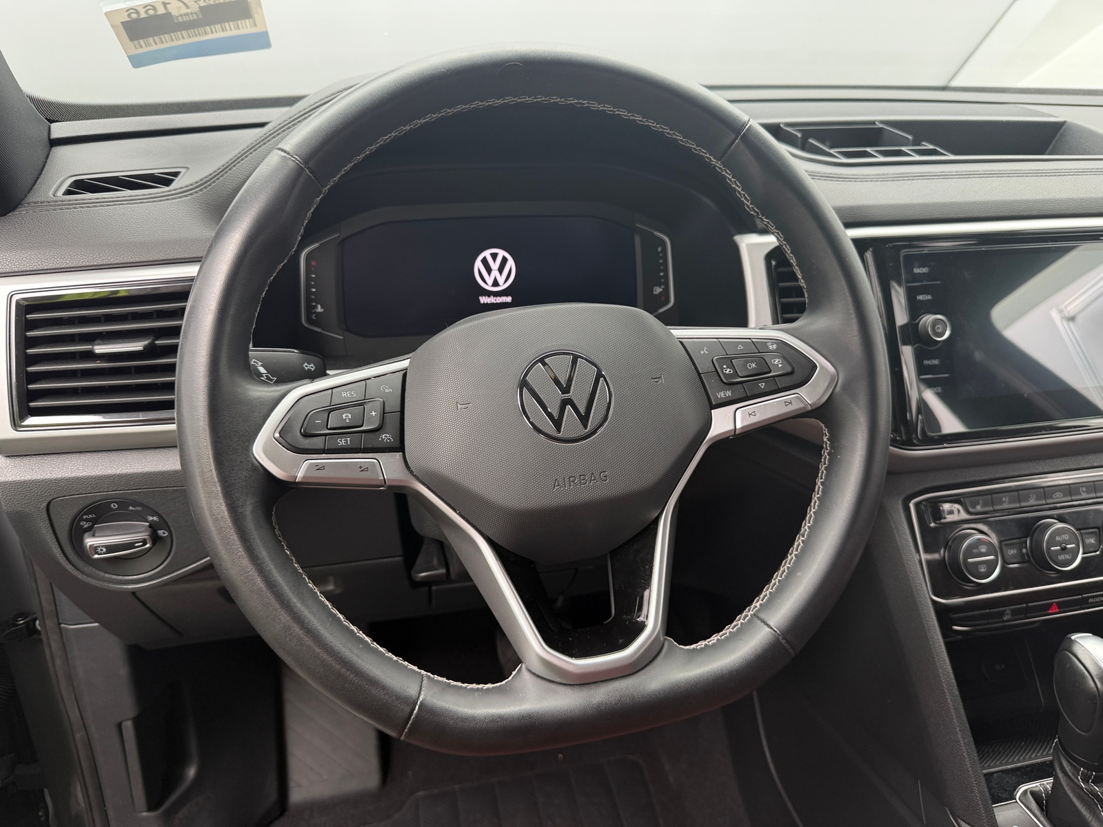 Thumbnail: 2021 Volkswagen Atlas - 4
