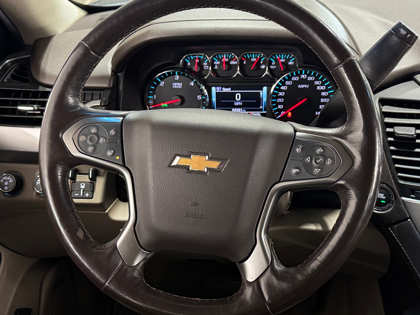 Thumbnail: 2018 Chevrolet Suburban - 4