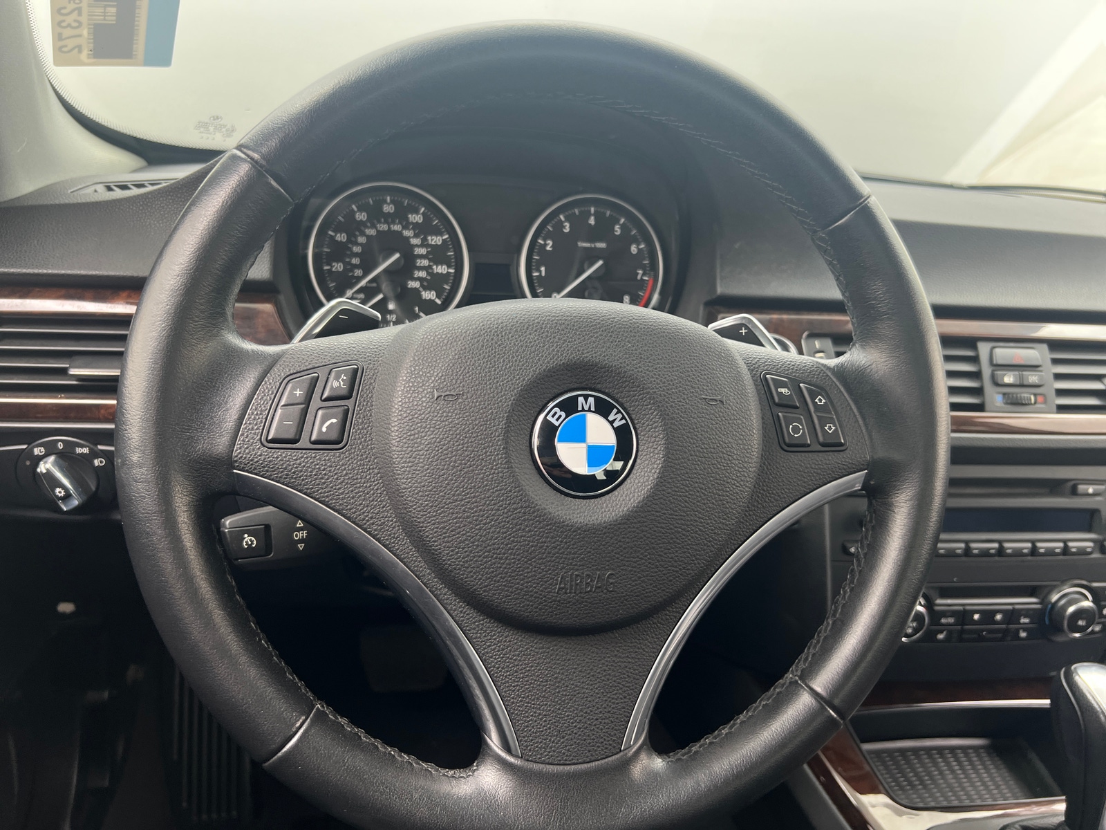 Thumbnail: 2011 BMW 3 Series - 3