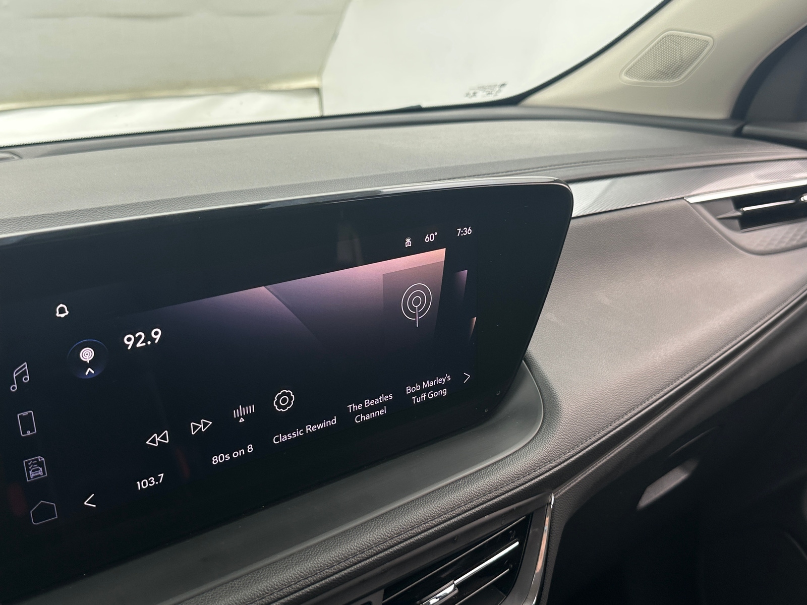 Thumbnail: 2025 Buick Encore GX - 3