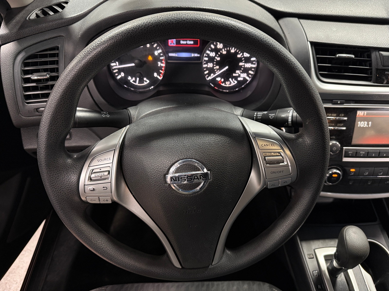 Thumbnail: 2016 Nissan Altima - 5