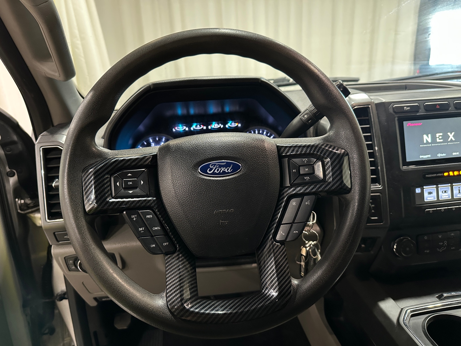Thumbnail: 2019 Ford Econoline - 5