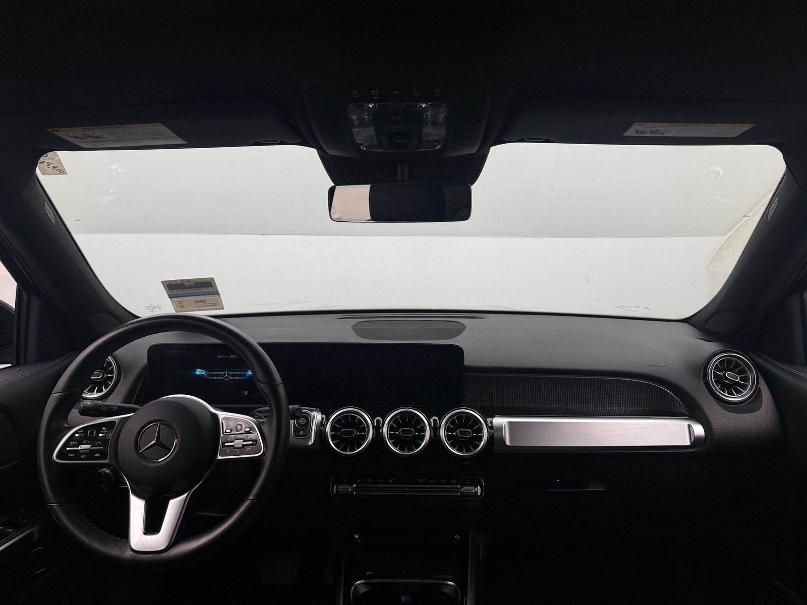 Thumbnail: 2022 Mercedes-Benz GLB - 2