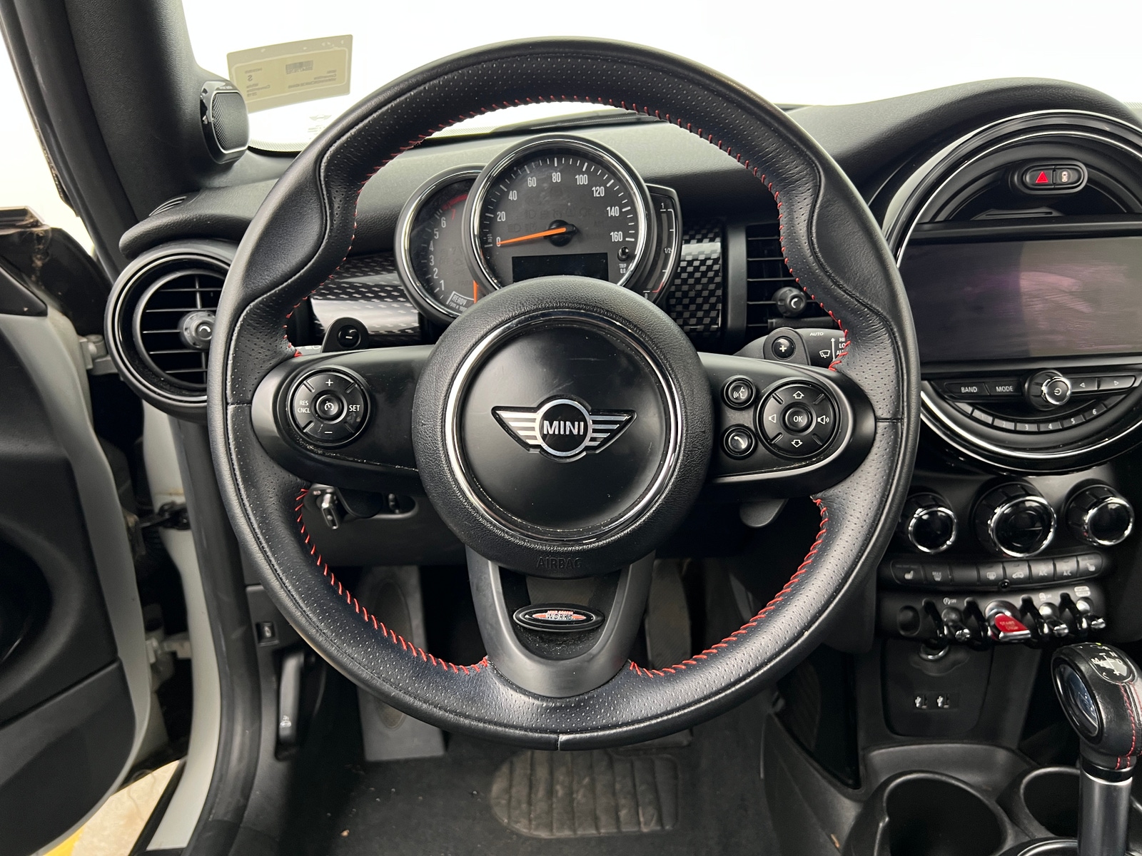 Thumbnail: 2019 MINI Cooper Convertible - 3
