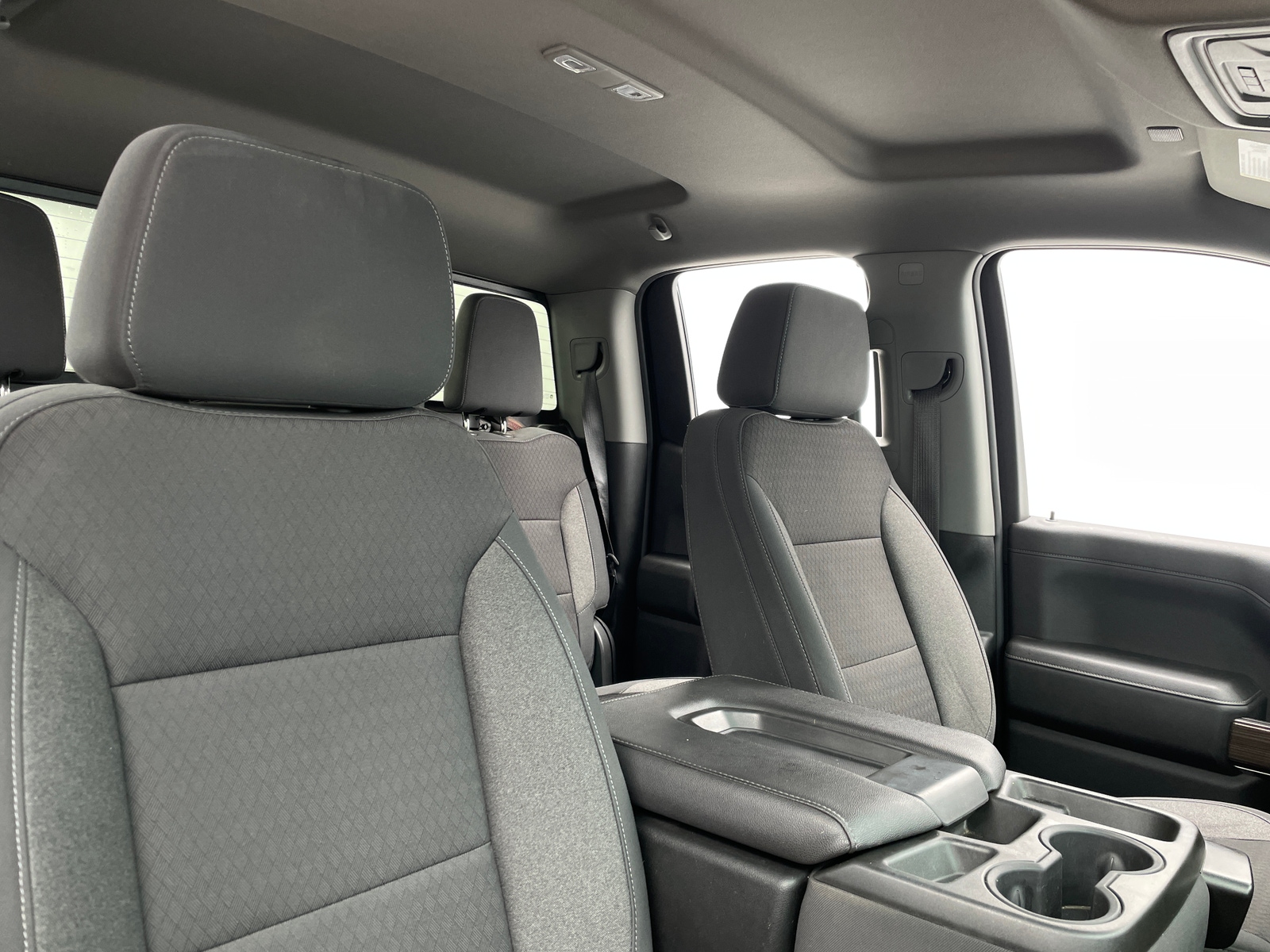 Thumbnail: 2020 Chevrolet Silverado 1500 - 2