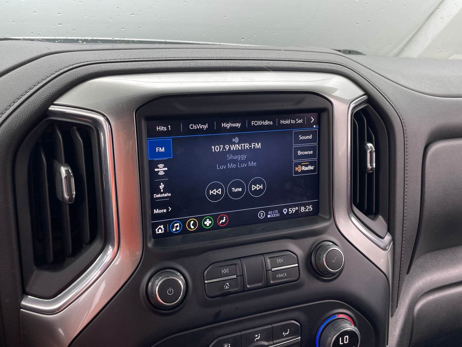 Thumbnail: 2020 Chevrolet Silverado 1500 - 4