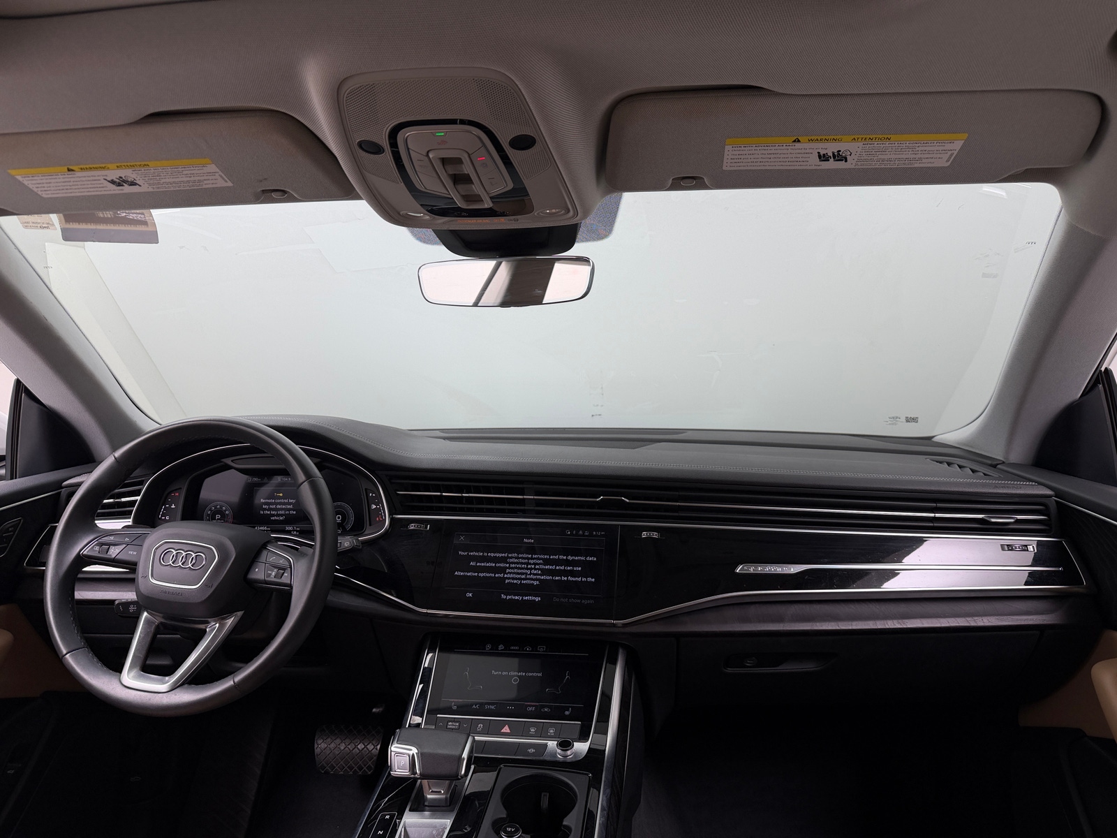 Thumbnail: 2023 Audi Q8 - 2