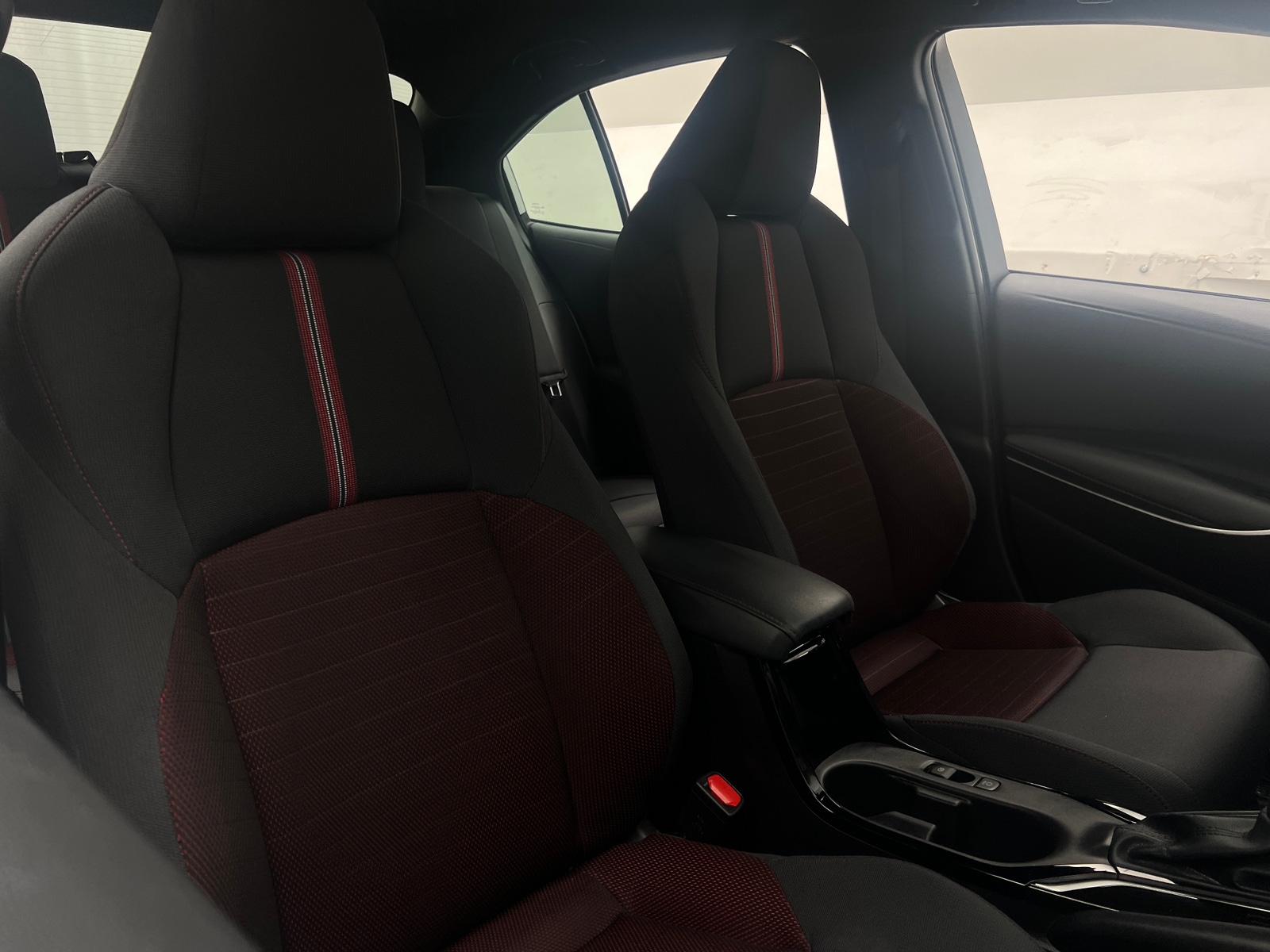 Thumbnail: 2025 Toyota Corolla - 2