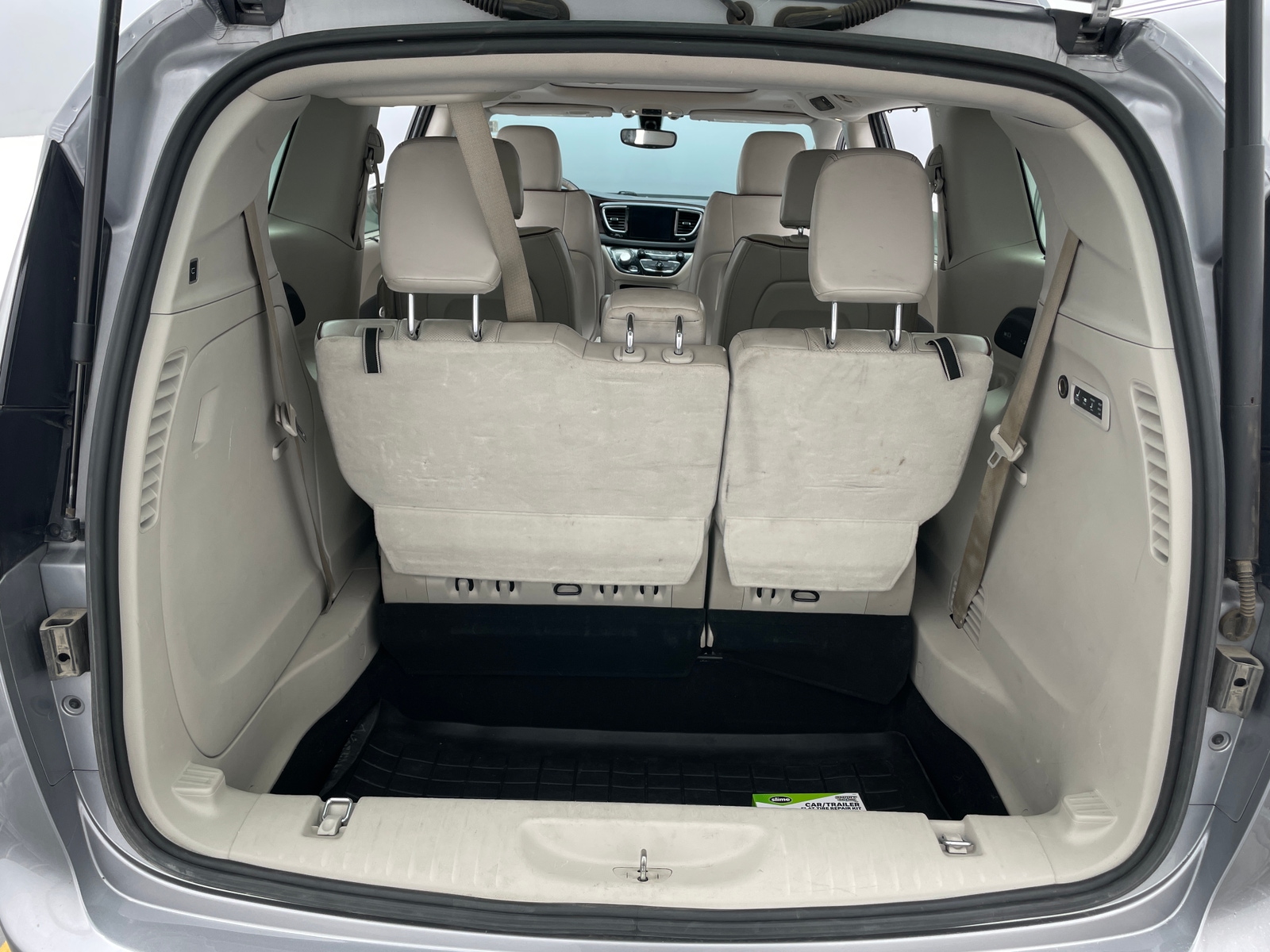 Thumbnail: 2020 Chrysler Pacifica - 6