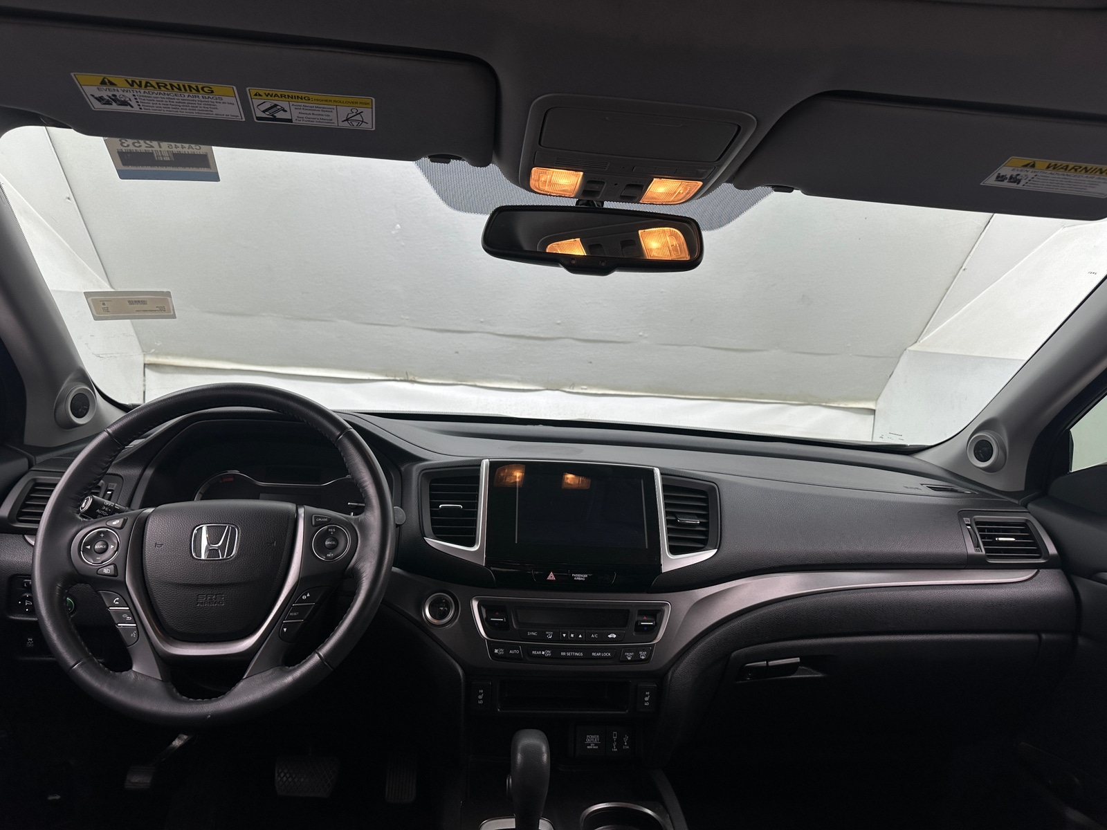 Thumbnail: 2017 Honda Pilot - 2