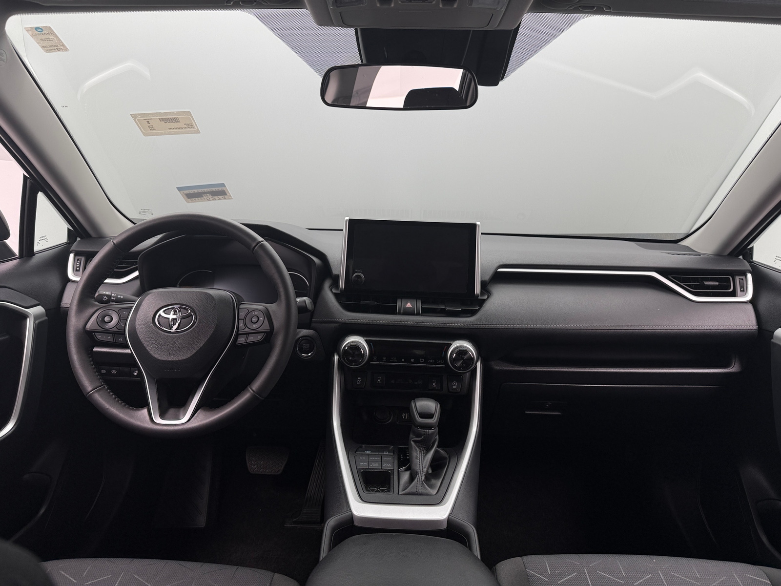 Thumbnail: 2025 Toyota RAV4 - 3