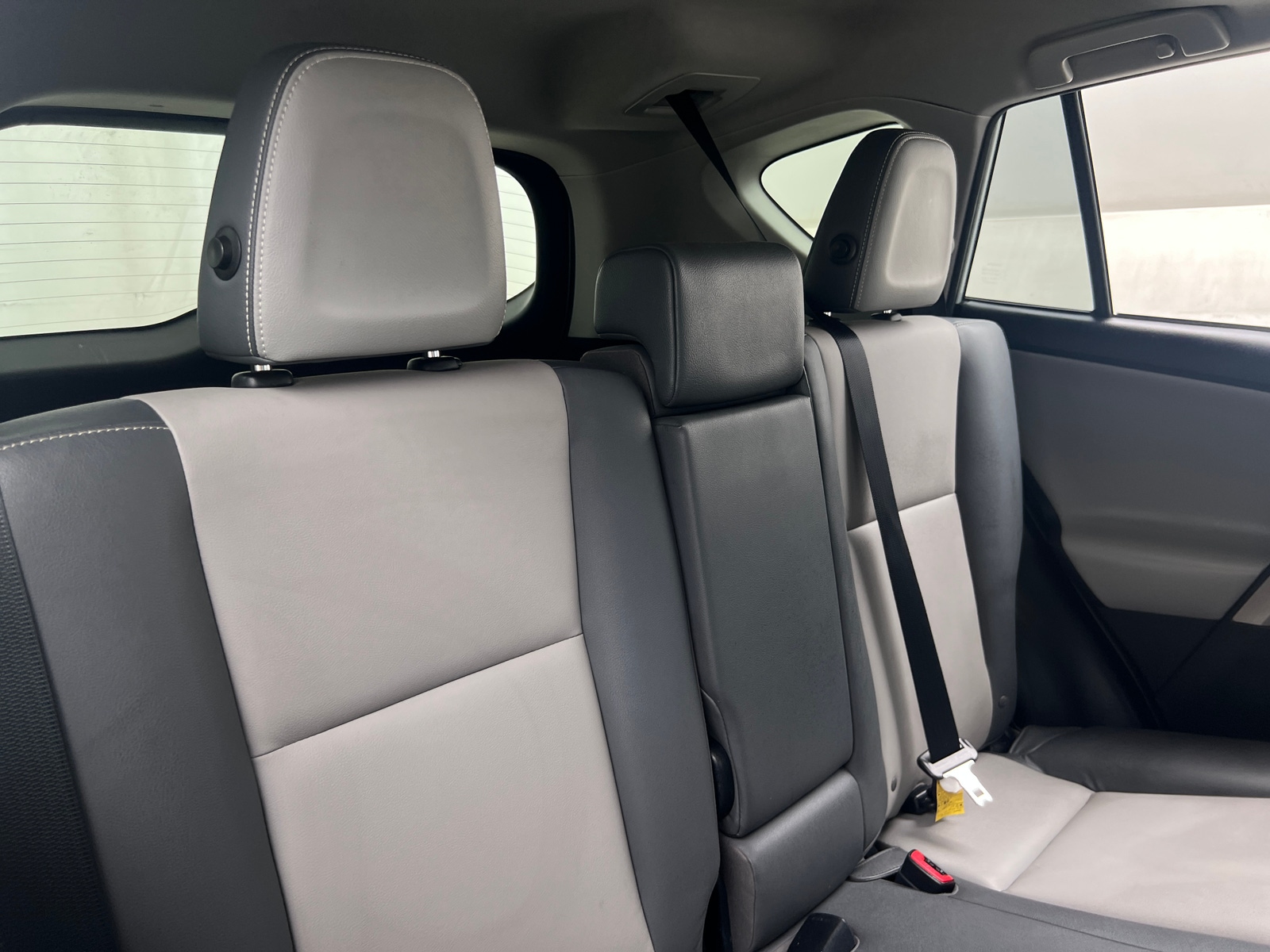 Thumbnail: 2015 Toyota RAV4 - 6