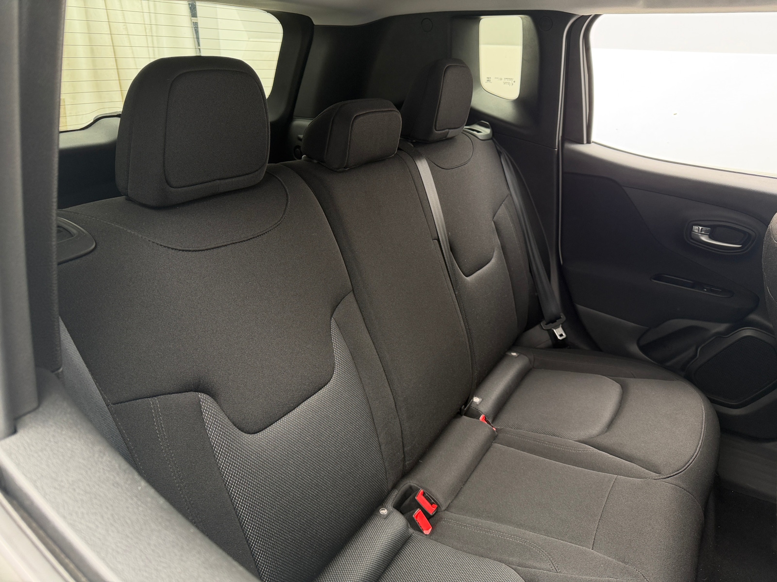 Thumbnail: 2021 Jeep Renegade - 6