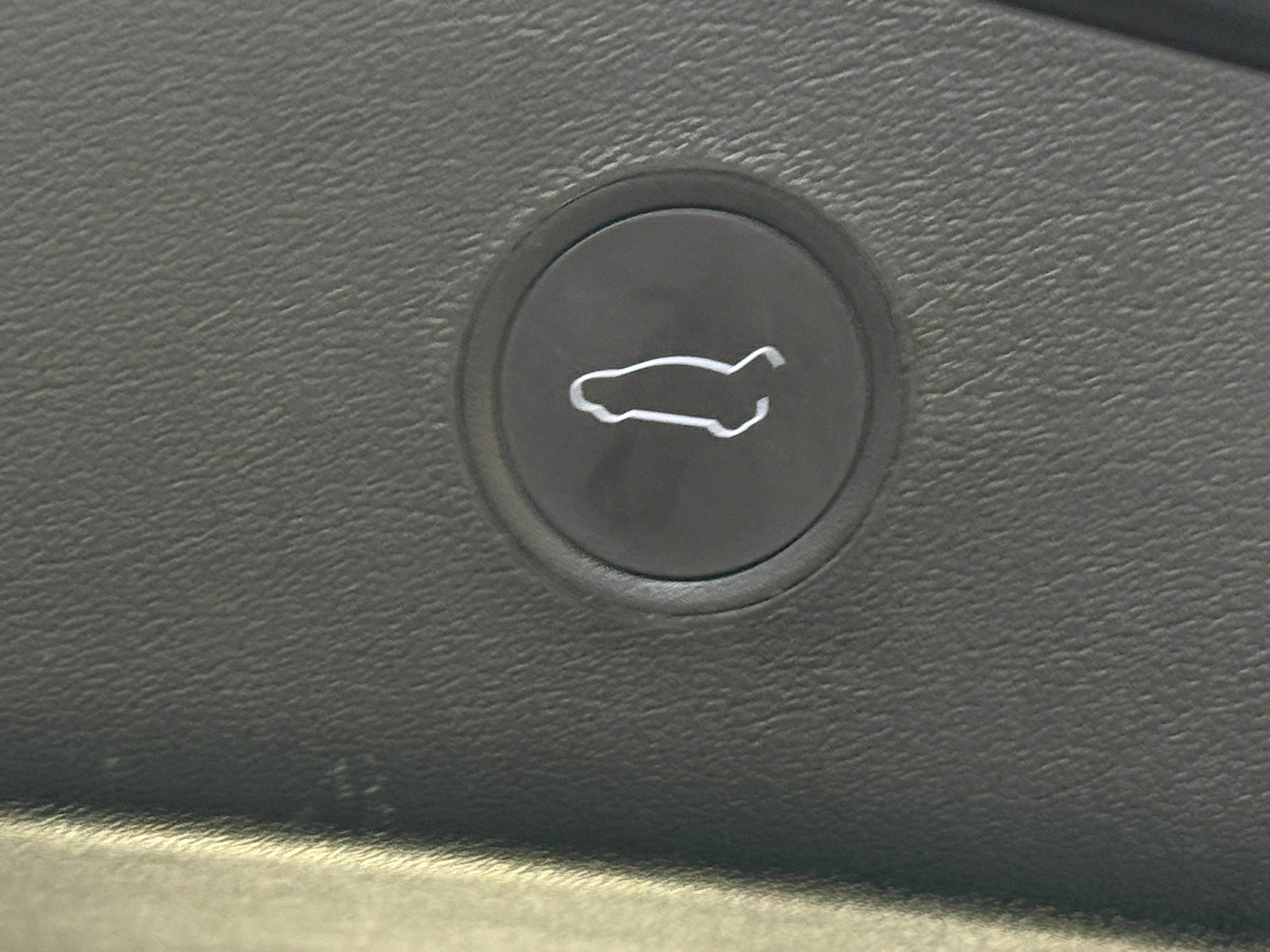 Used 2022 Tesla Model 3 Base with VIN 5YJ3E1EA0NF186752 for sale in Pewaukee, WI
