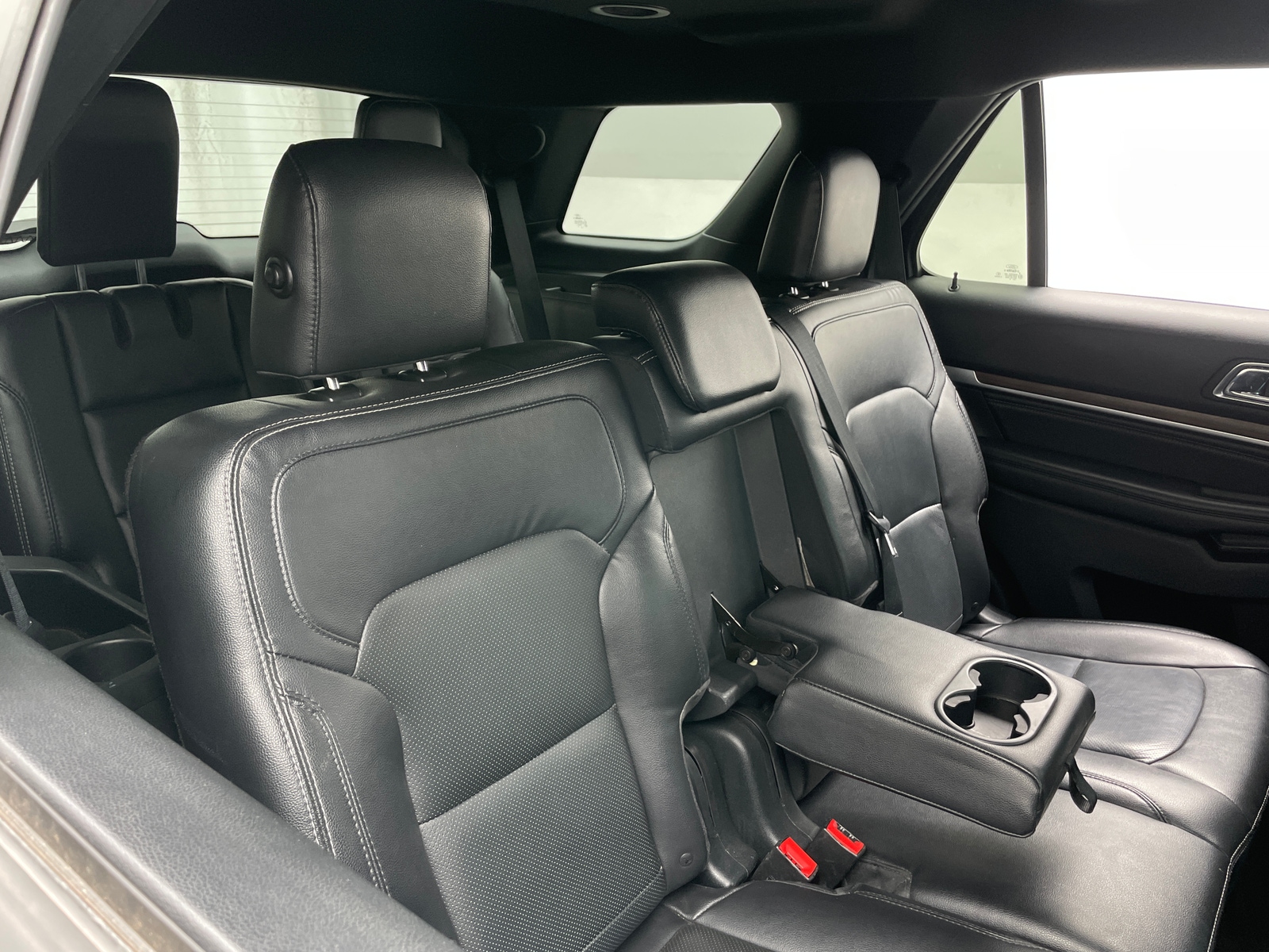 Thumbnail: 2019 Ford Explorer - 5