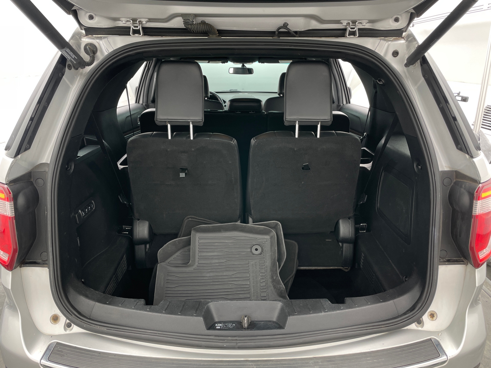 Thumbnail: 2019 Ford Explorer - 6