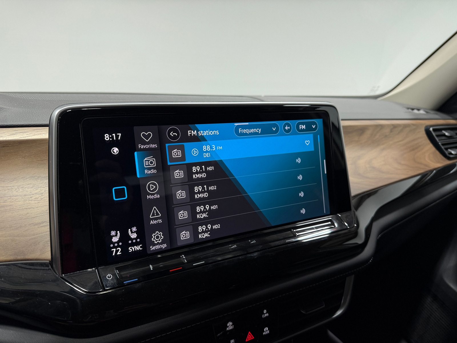 Thumbnail: 2025 Volkswagen Atlas - 3