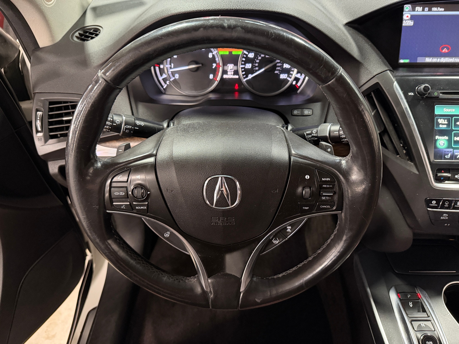 Thumbnail: 2017 Acura MDX - 4