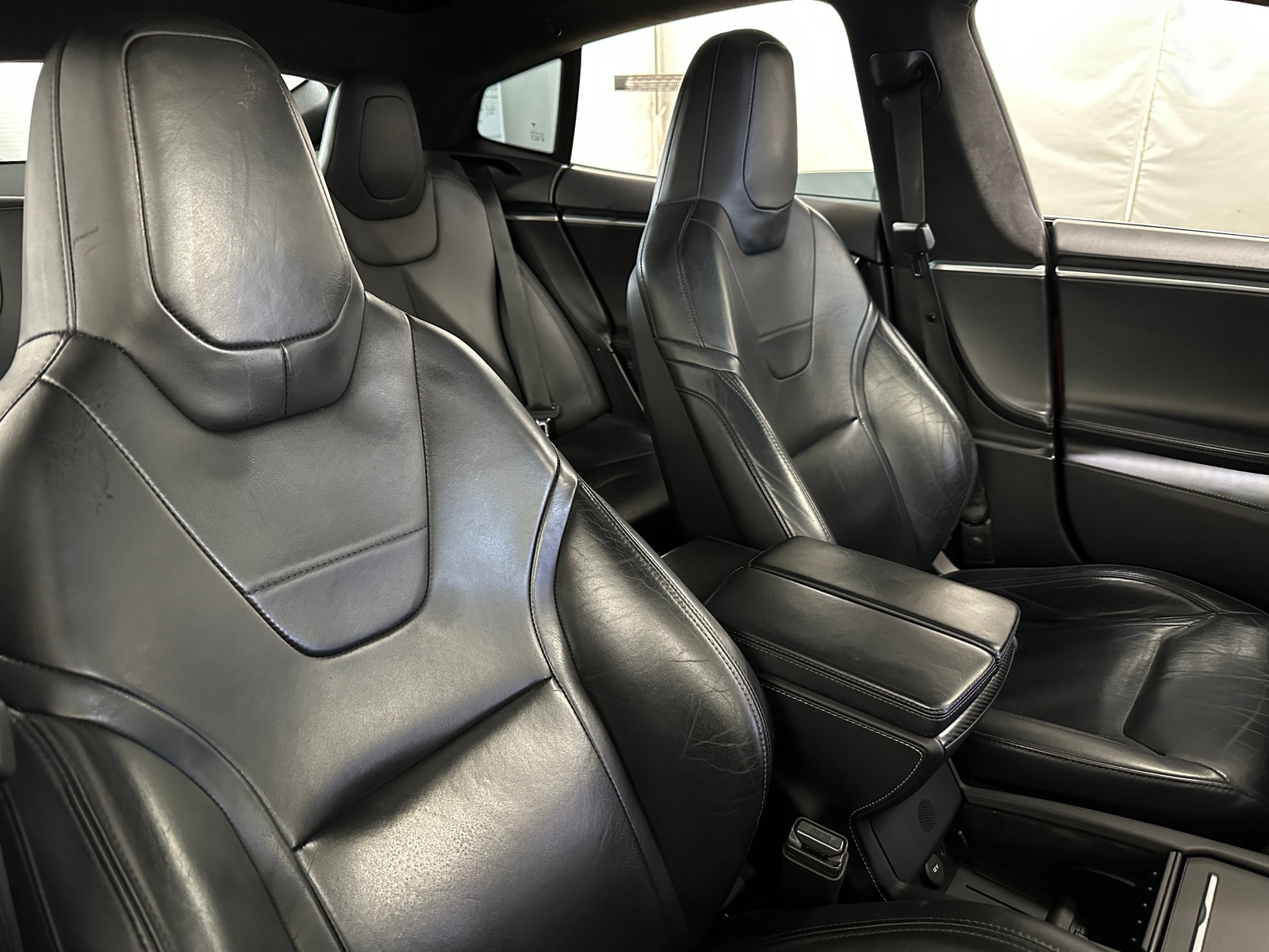 Thumbnail: 2016 Tesla Model S - 2
