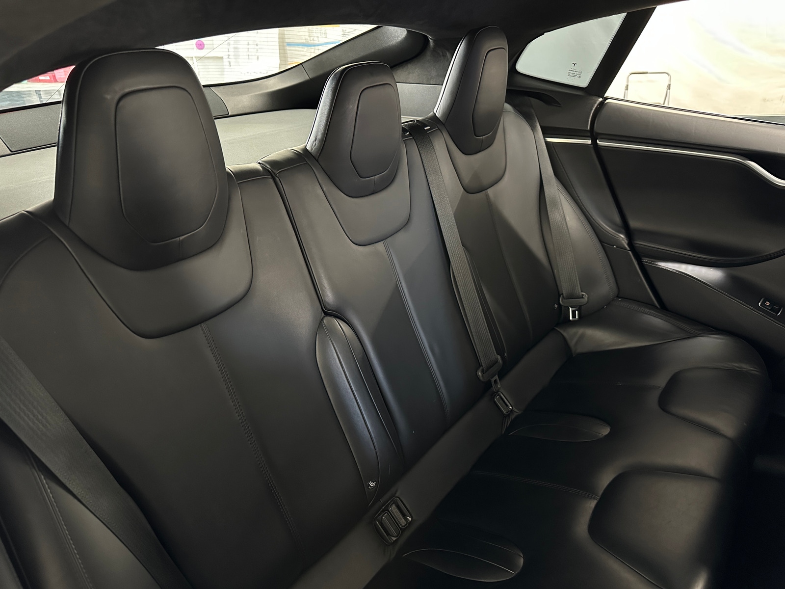 Thumbnail: 2016 Tesla Model S - 6