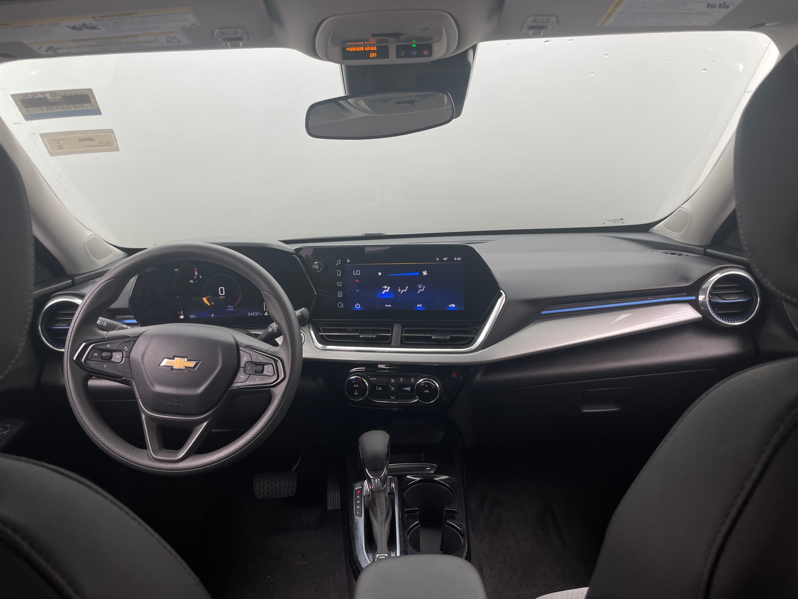 Thumbnail: 2025 Chevrolet Trax - 3
