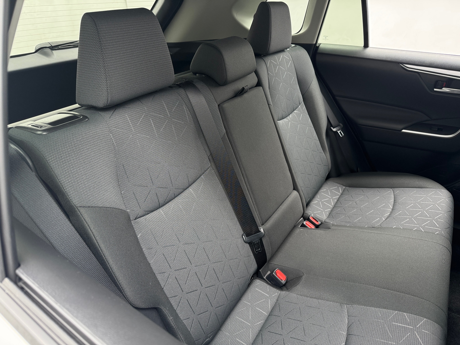 Thumbnail: 2025 Toyota RAV4 - 6