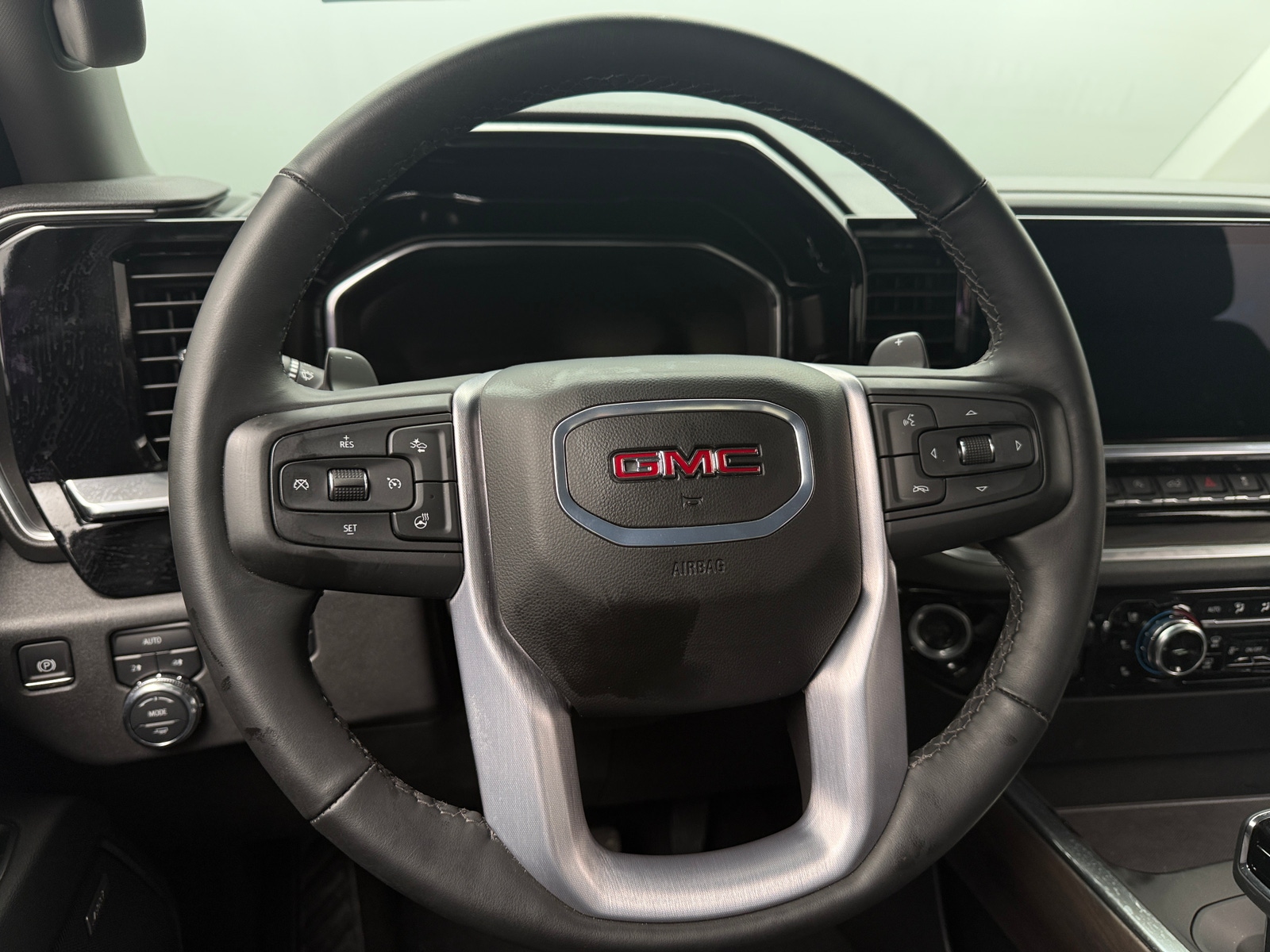 Thumbnail: 2025 GMC Sierra 1500 - 4