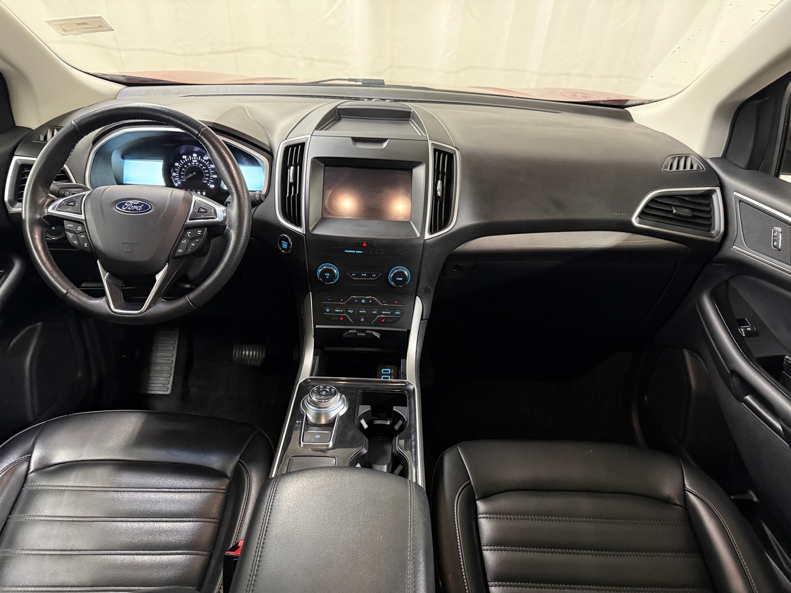 Thumbnail: 2020 Ford Edge - 2