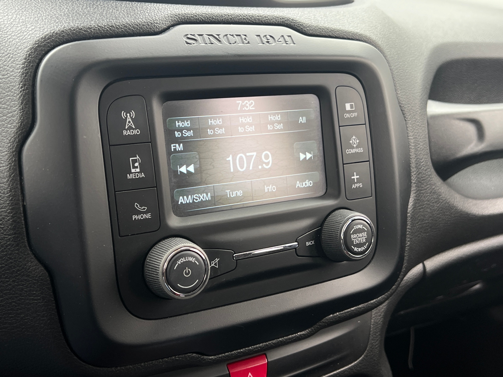 Thumbnail: 2017 Jeep Renegade - 4