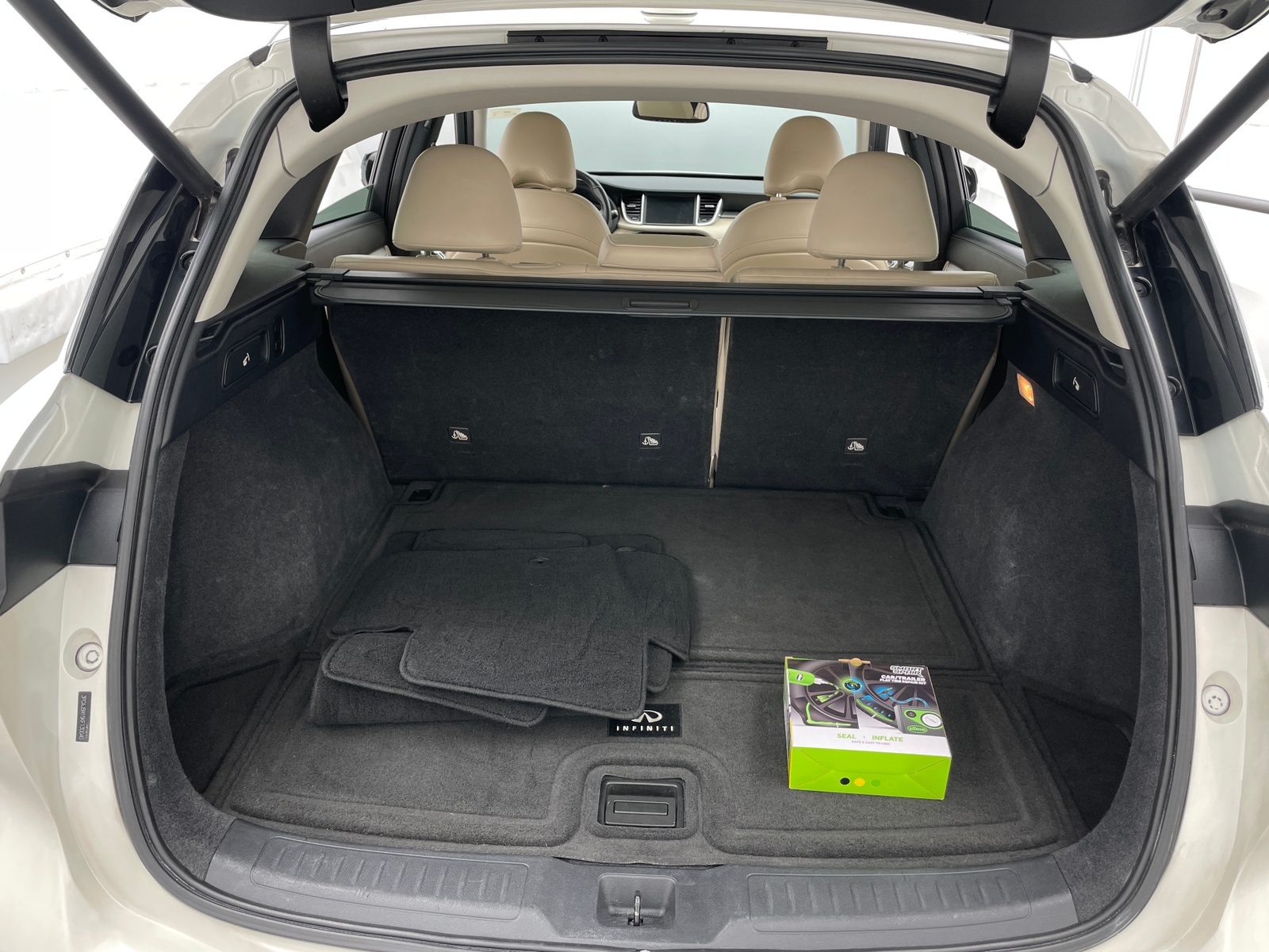 Thumbnail: 2019 INFINITI QX50 - 6