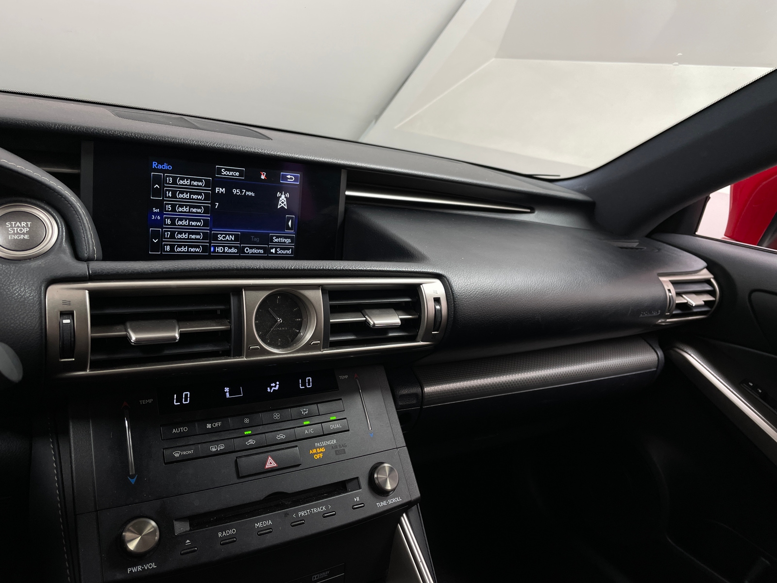 Thumbnail: 2016 Lexus IS - 3
