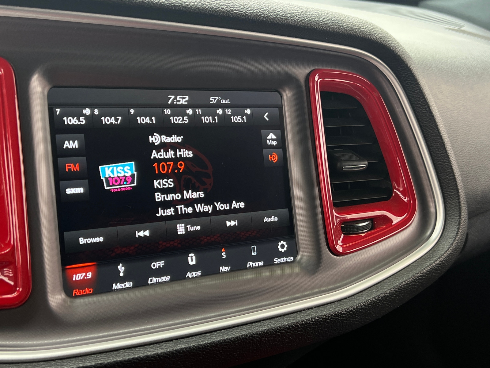 Thumbnail: 2019 Dodge Challenger - 3