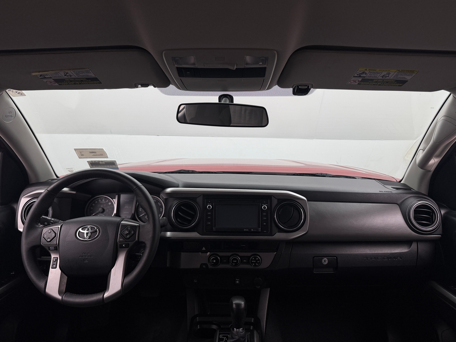Thumbnail: 2016 Toyota Tacoma - 3
