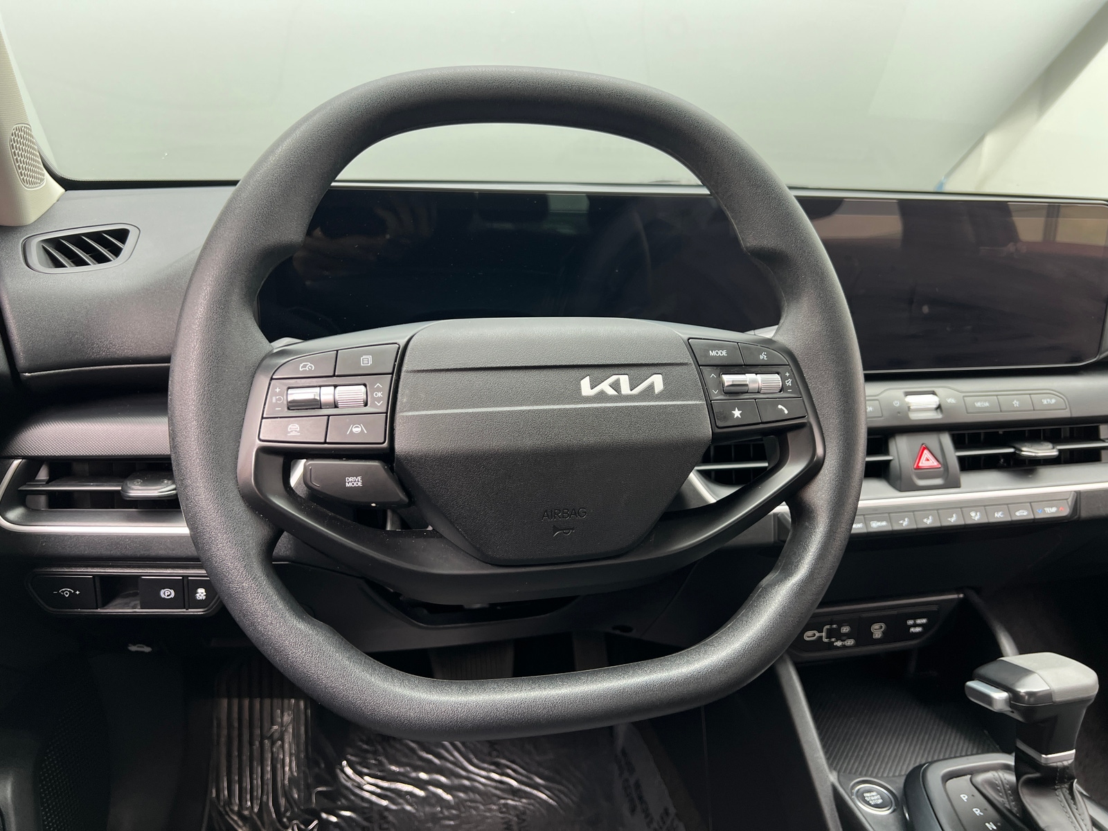 Thumbnail: 2025 Kia K4 - 5