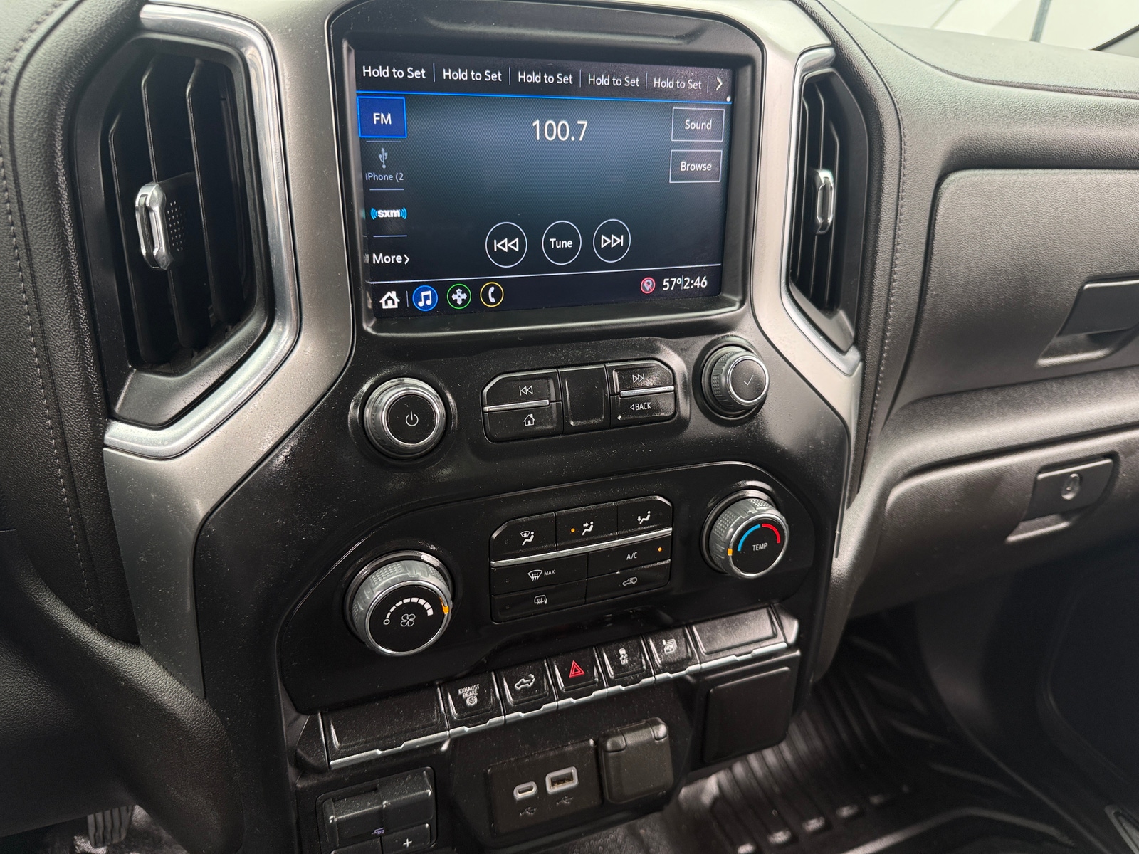 Thumbnail: 2022 Chevrolet Silverado 3500 - 4
