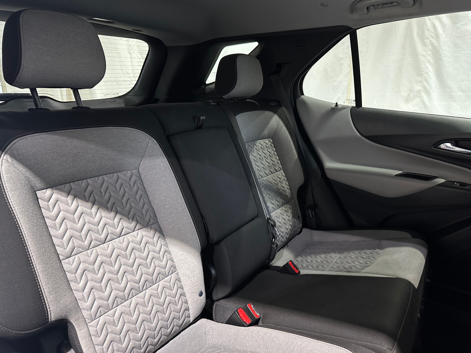 Thumbnail: 2022 Chevrolet Equinox - 6