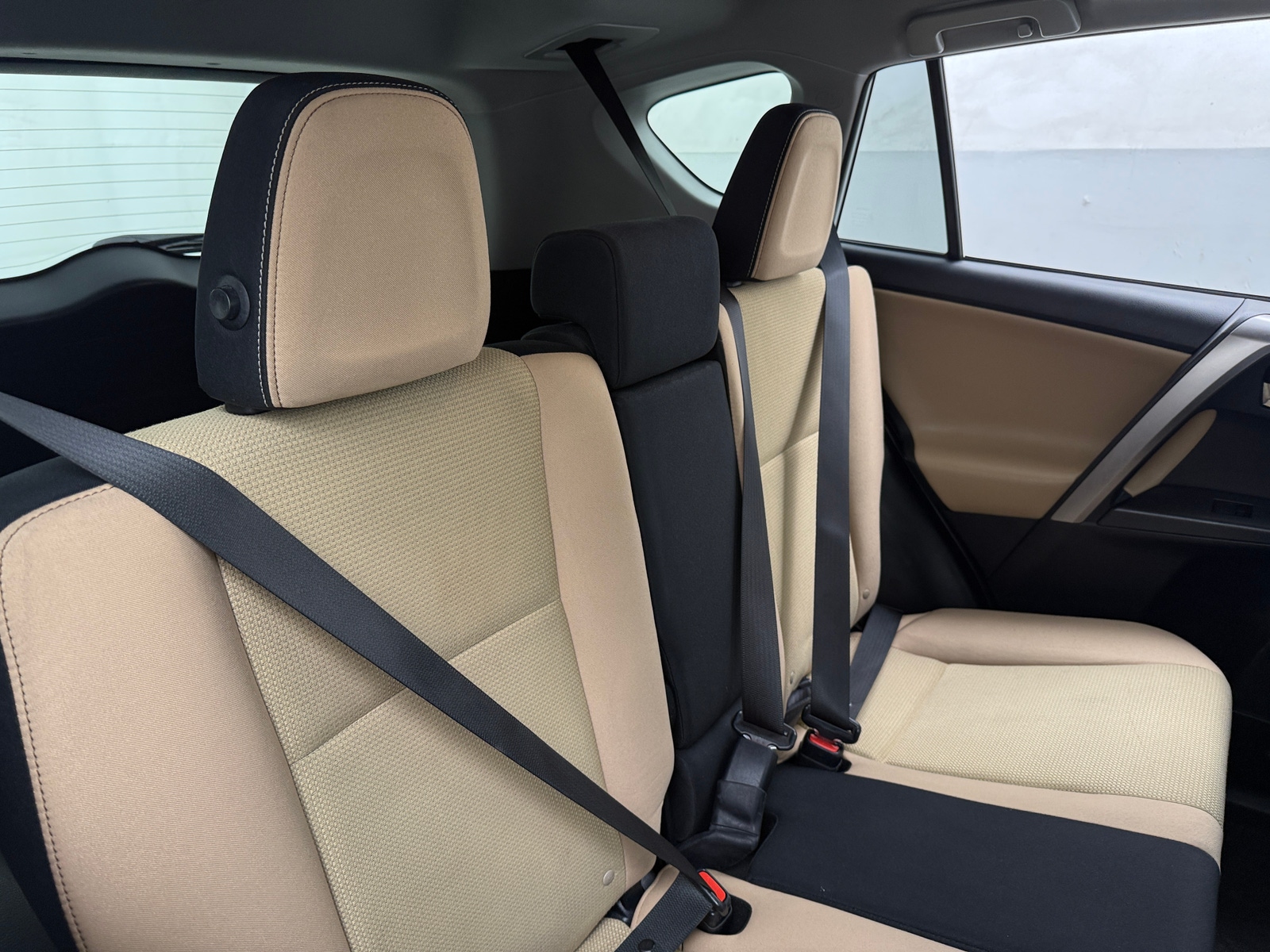Thumbnail: 2018 Toyota RAV4 - 6