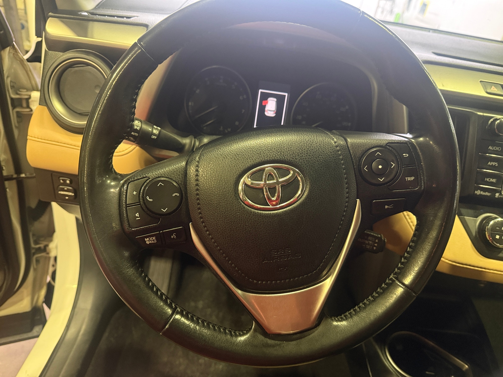 Thumbnail: 2018 Toyota RAV4 - 5