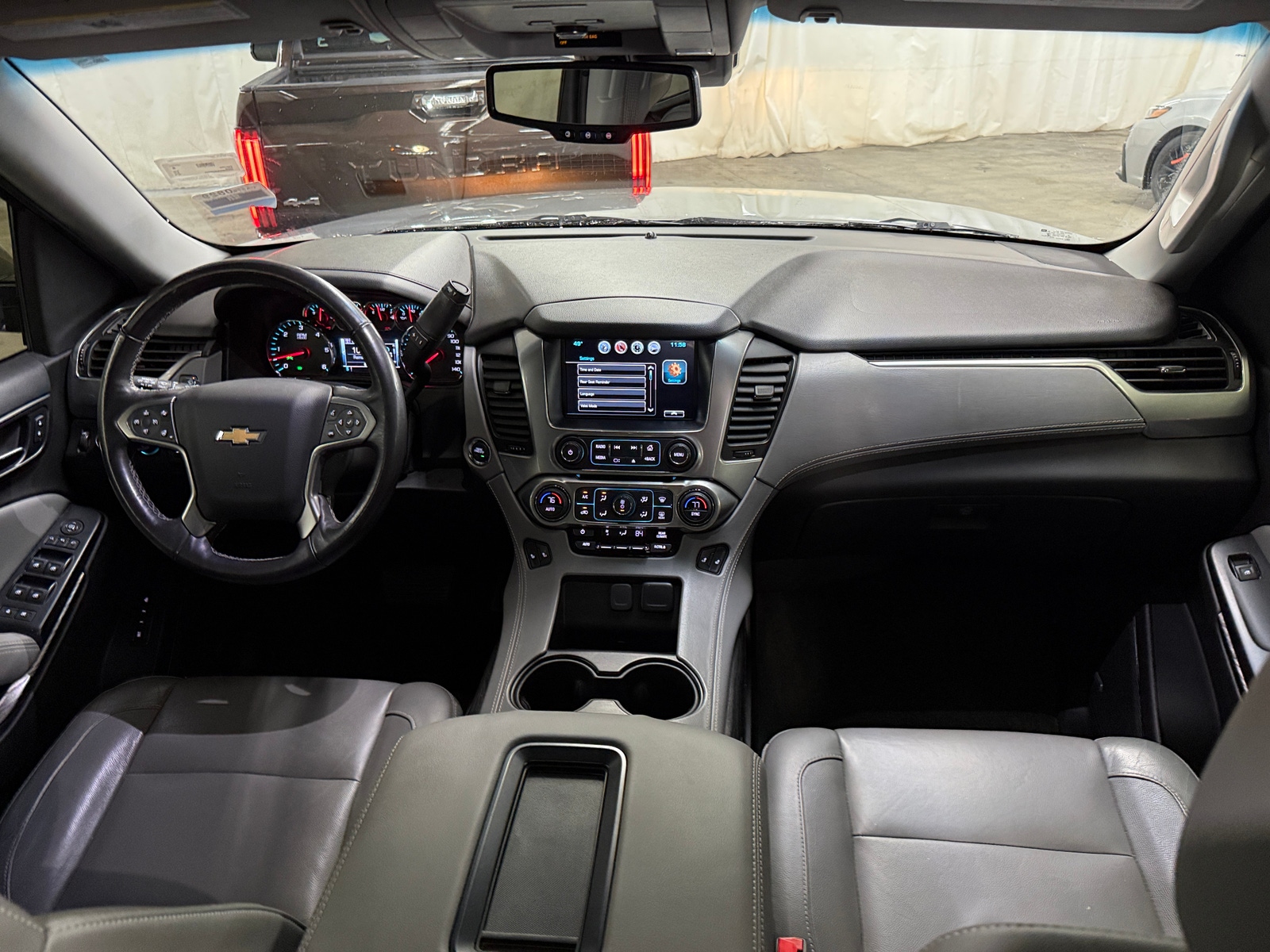 Thumbnail: 2018 Chevrolet Tahoe - 2