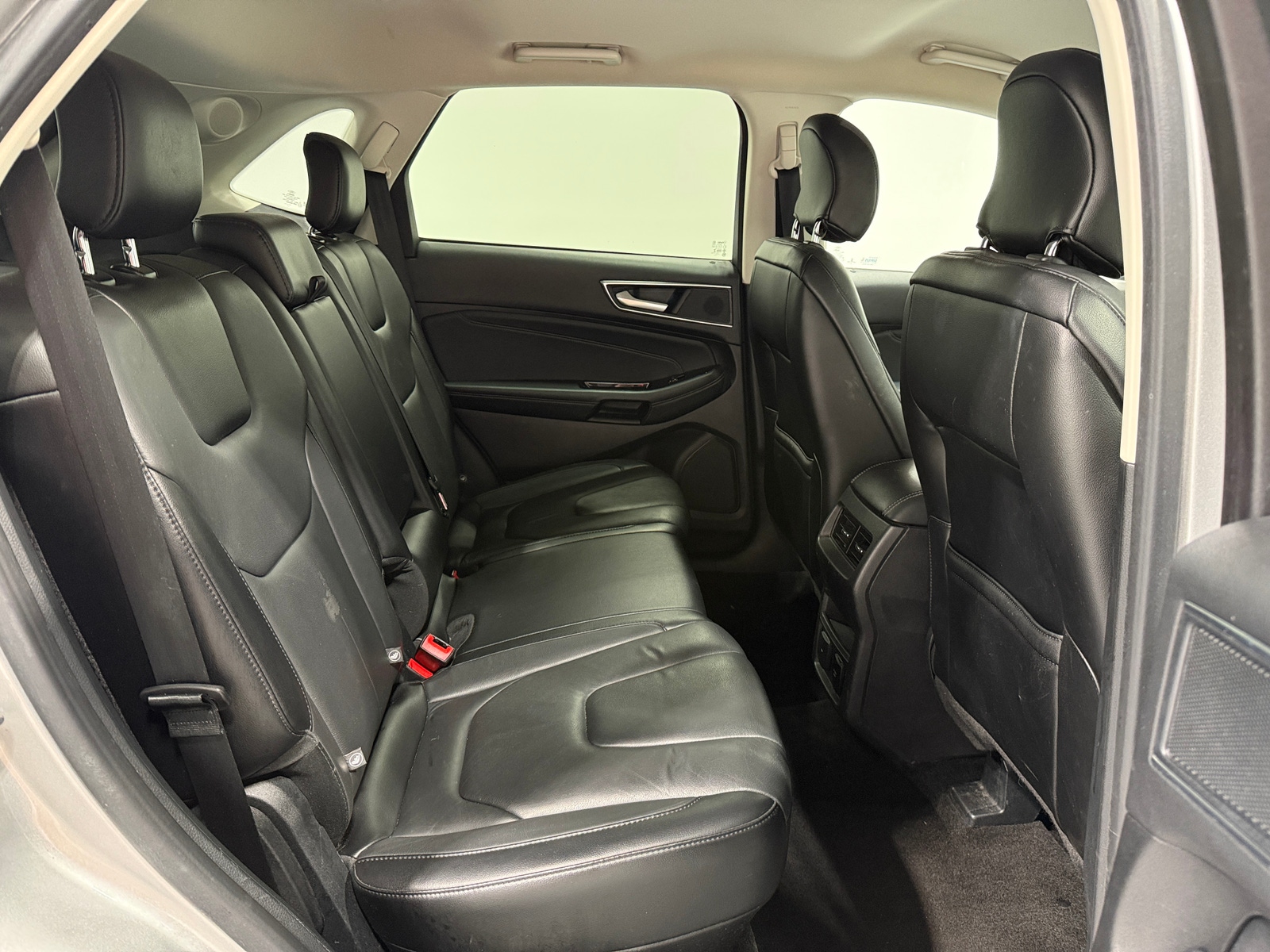 Thumbnail: 2018 Ford Edge - 5